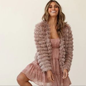 Blue Blush Montana Shaggy Faux Fur 